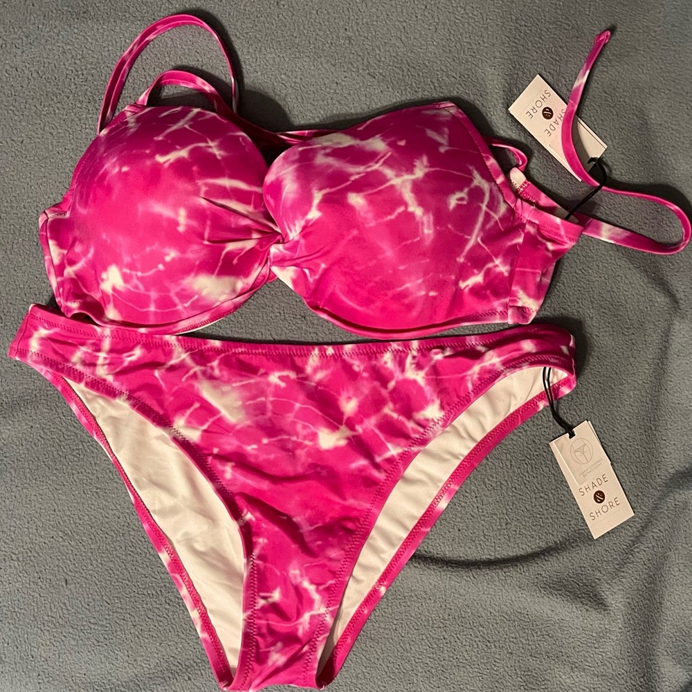 Shade and shore nwt pink the dye bikini top and bottoms